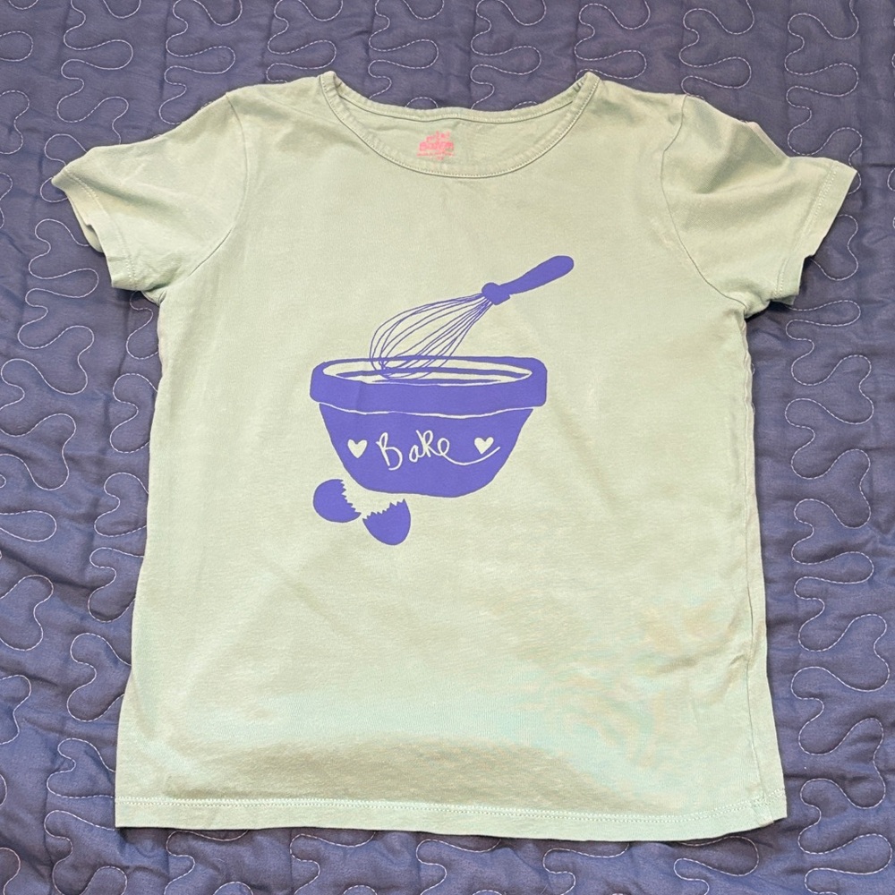 Size 7-8 Mini Boden Light Green Tee with Blue Bake Design